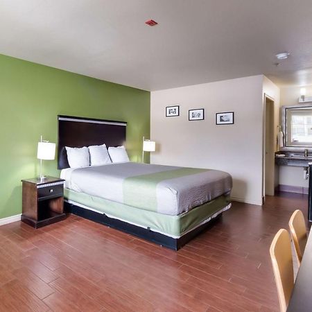 Motel 6 Floresville Dış mekan fotoğraf