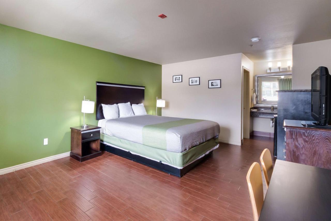 Motel 6 Floresville Dış mekan fotoğraf